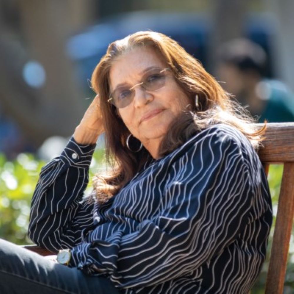 Rosina M. Becerra profile picture